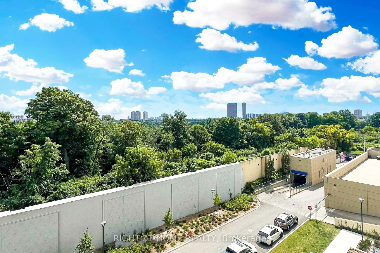 30, INN ON THE PARK, Banbury-Don Mills, Toronto
