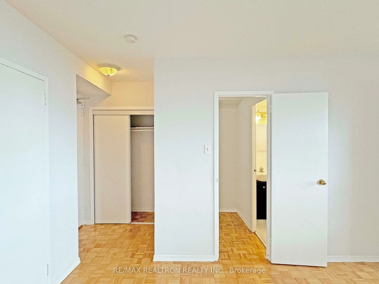 525, Eglinton, Mount Pleasant East, Toronto