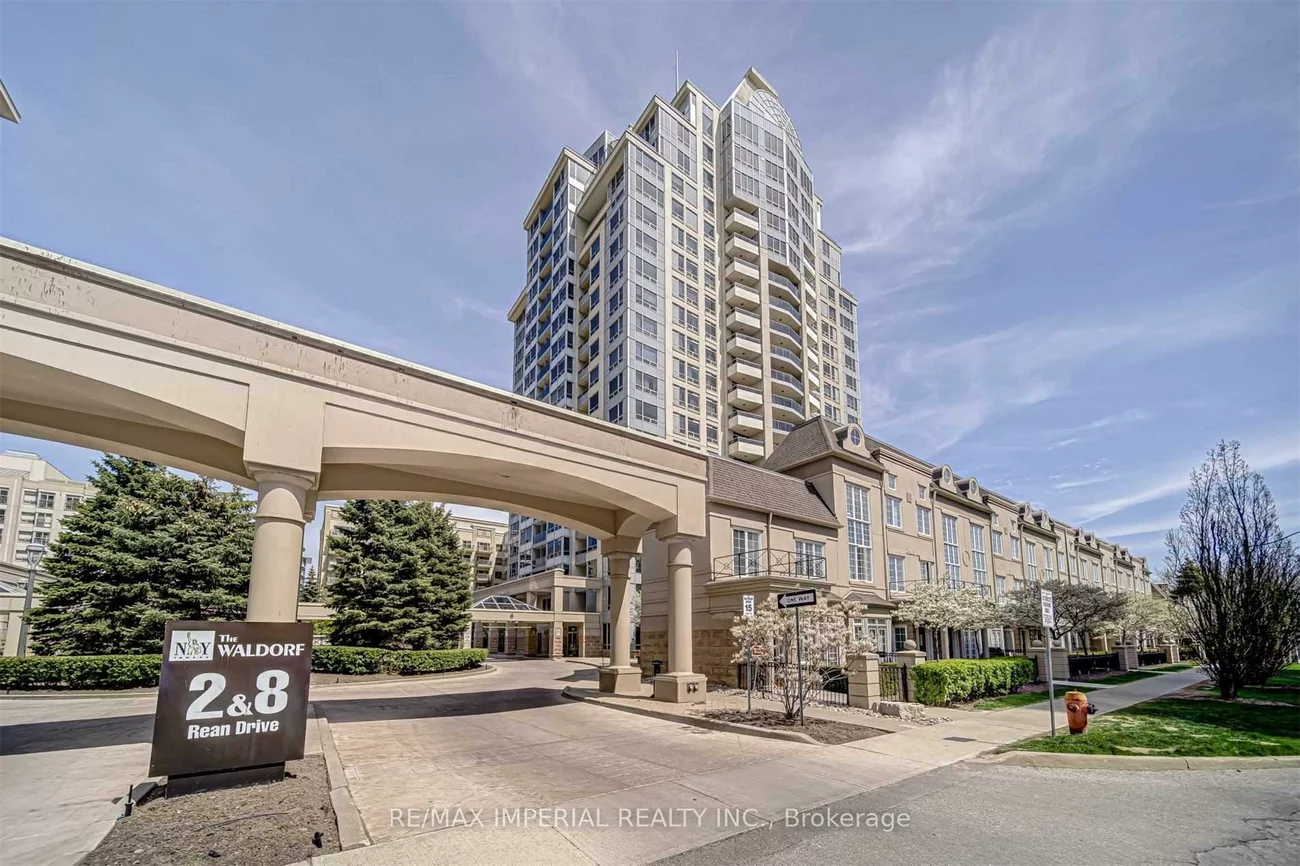 8, Rean, Bayview Village, Toronto