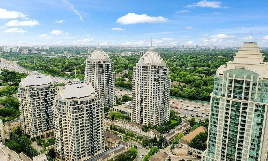 8, Rean, Bayview Village, Toronto