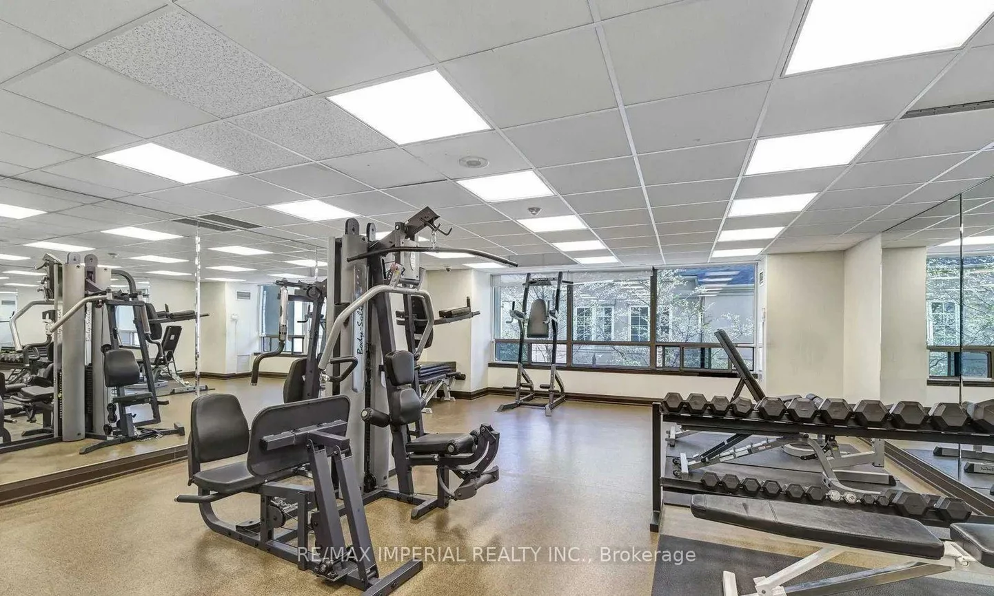 8, Rean, Bayview Village, Toronto