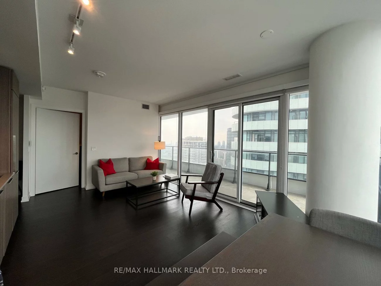 85, Wood, Church-Yonge Corridor, Toronto