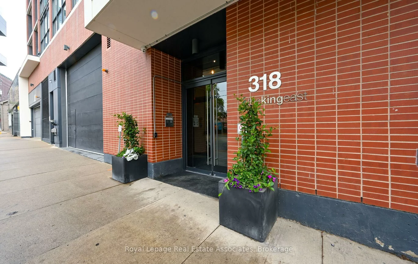 318, King, Moss Park, Toronto