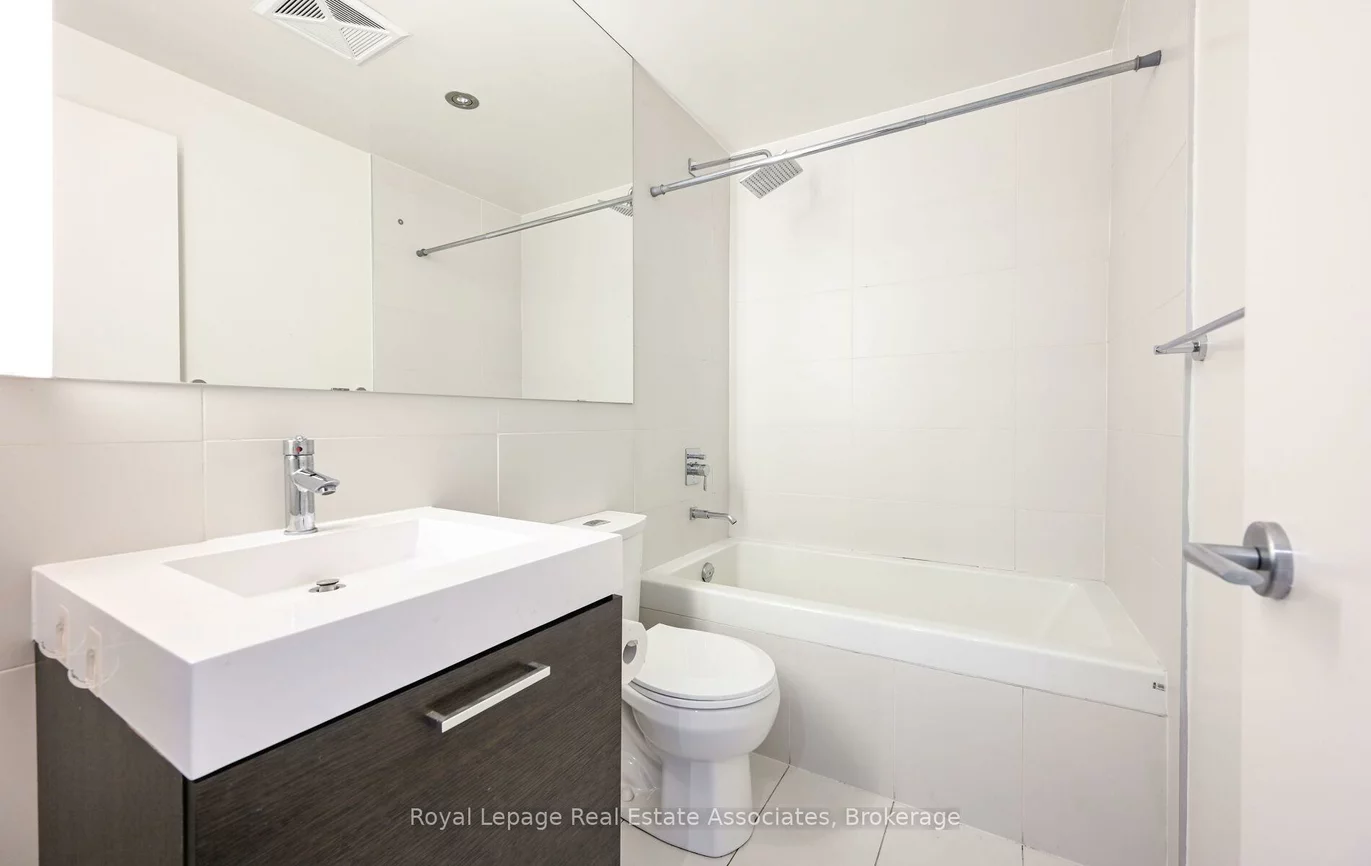 318, King, Moss Park, Toronto