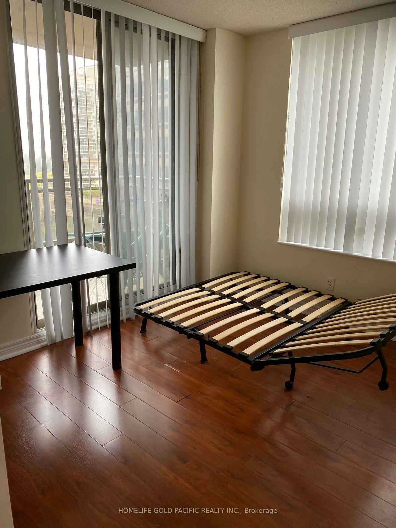 256, Doris, Willowdale East, Toronto