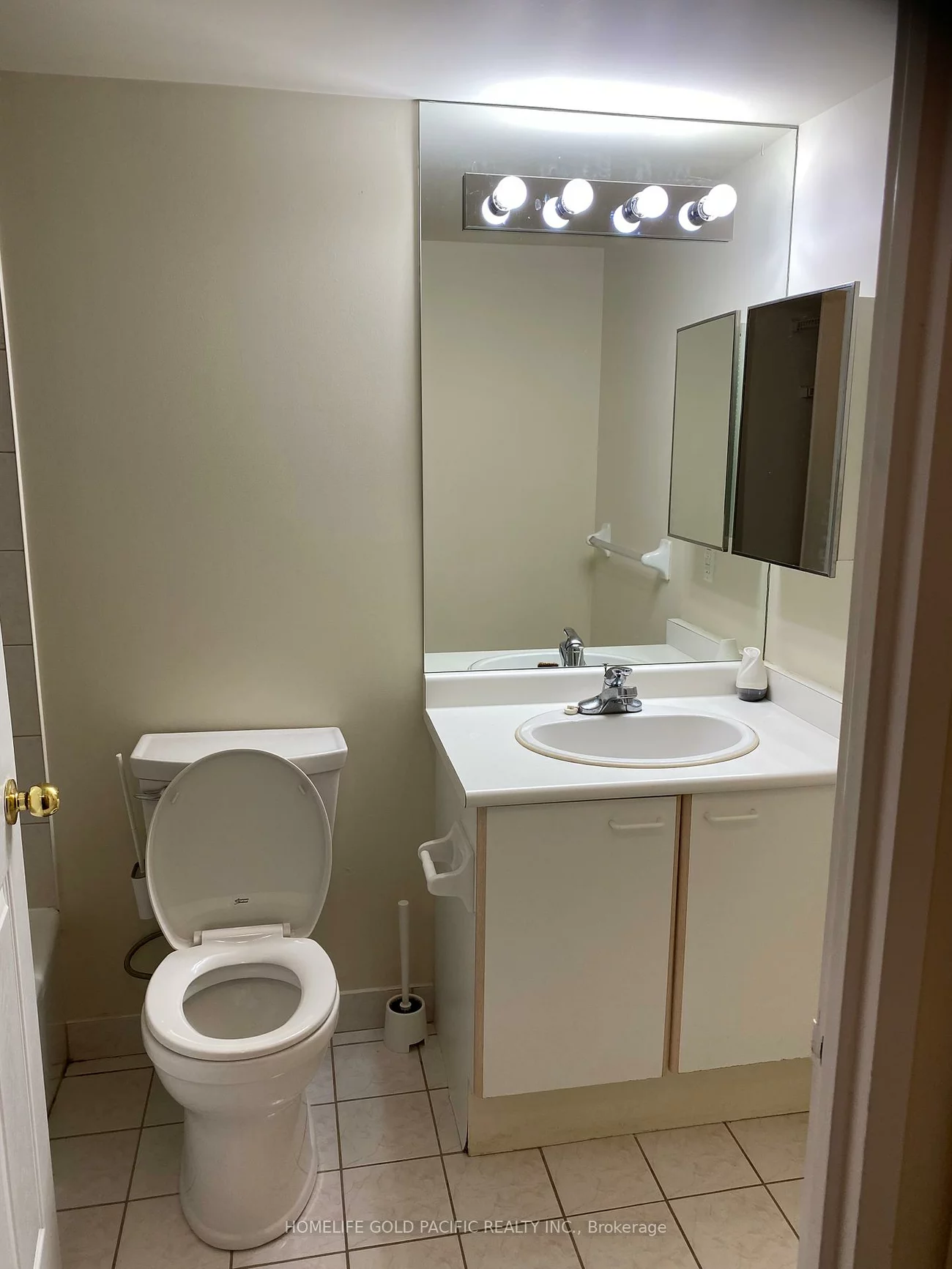 256, Doris, Willowdale East, Toronto