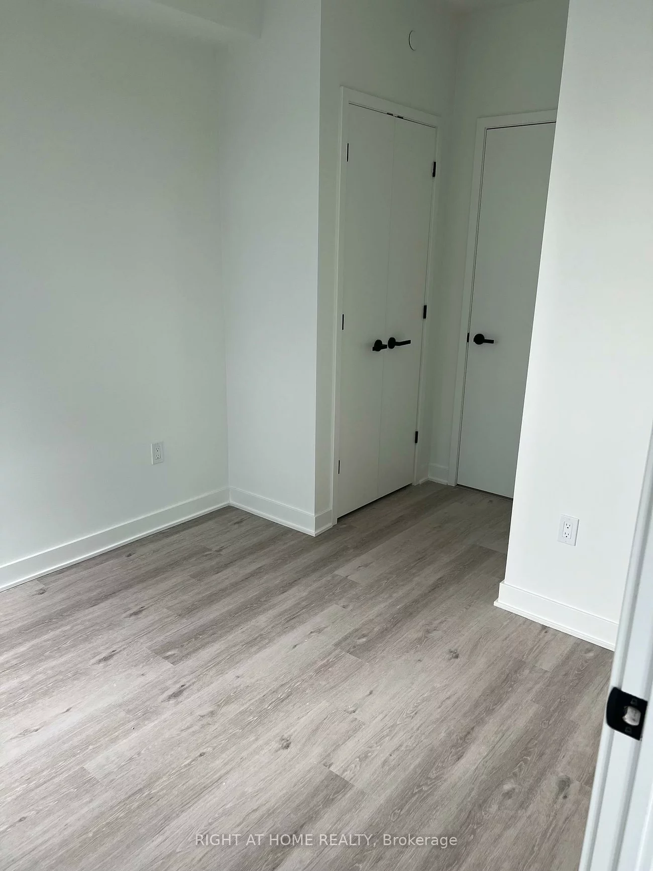 55, Charles, Church-Yonge Corridor, Toronto
