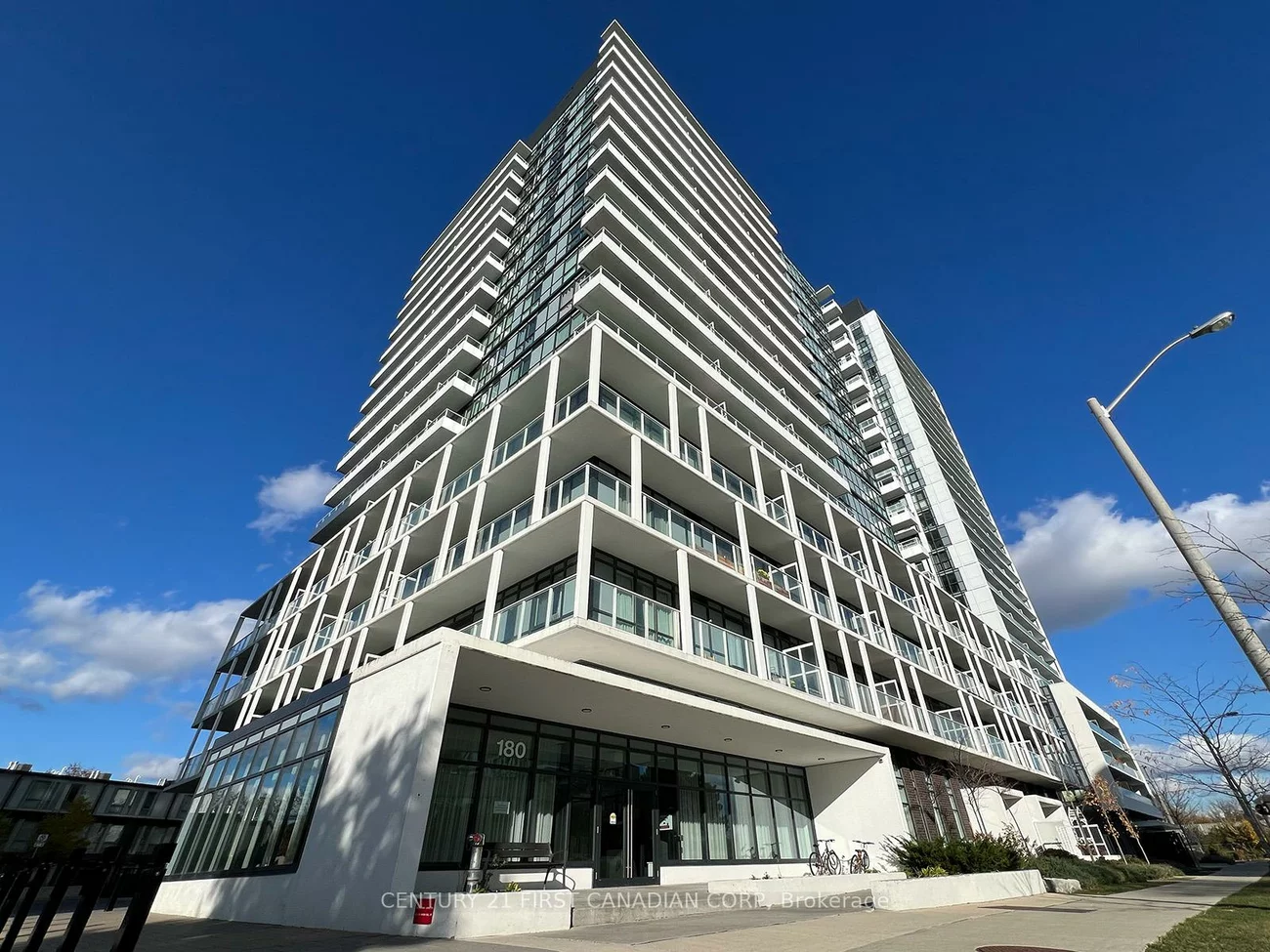 180, Fairview Mall, Don Valley Village, Toronto