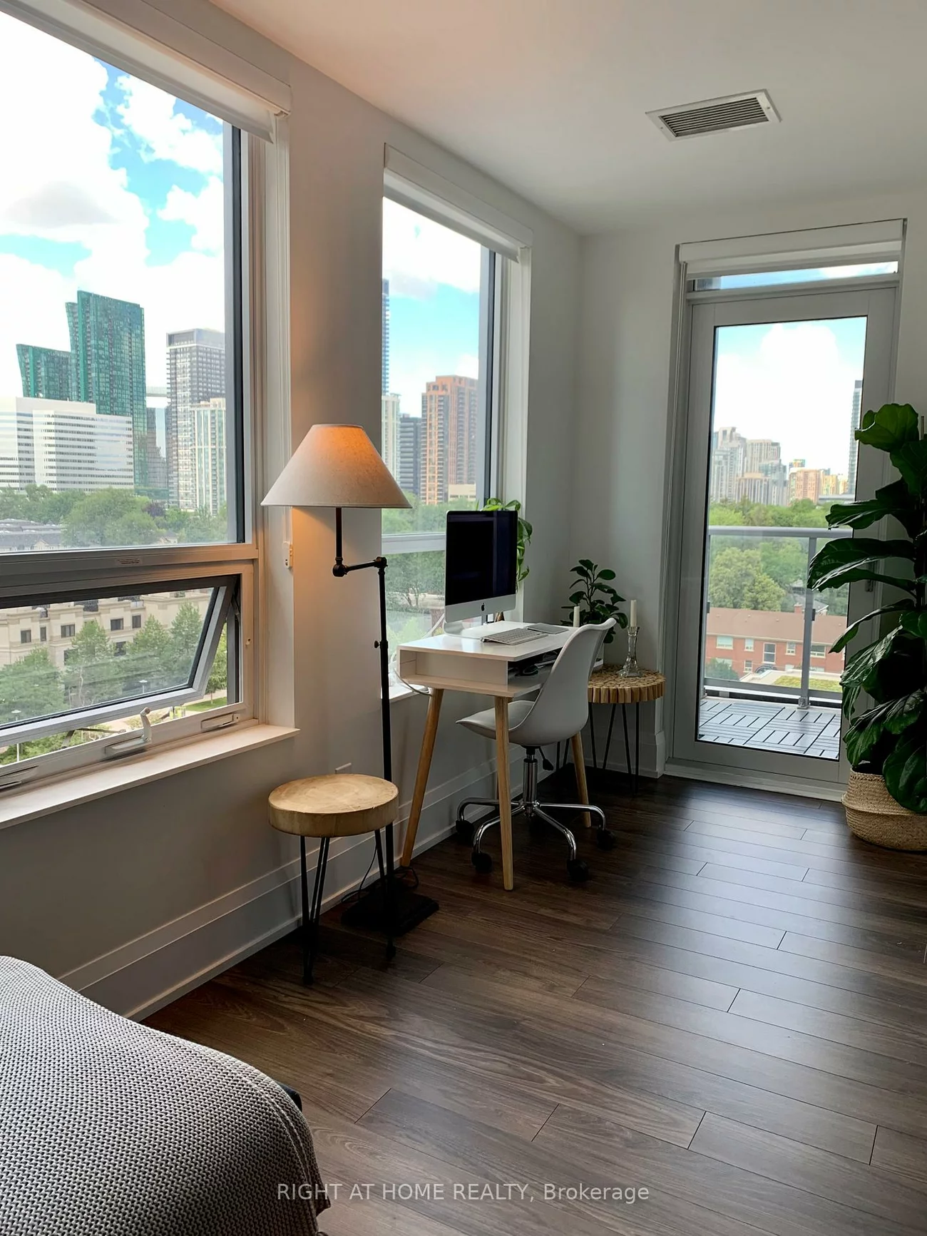 120, Harrison Garden, Willowdale East, Toronto