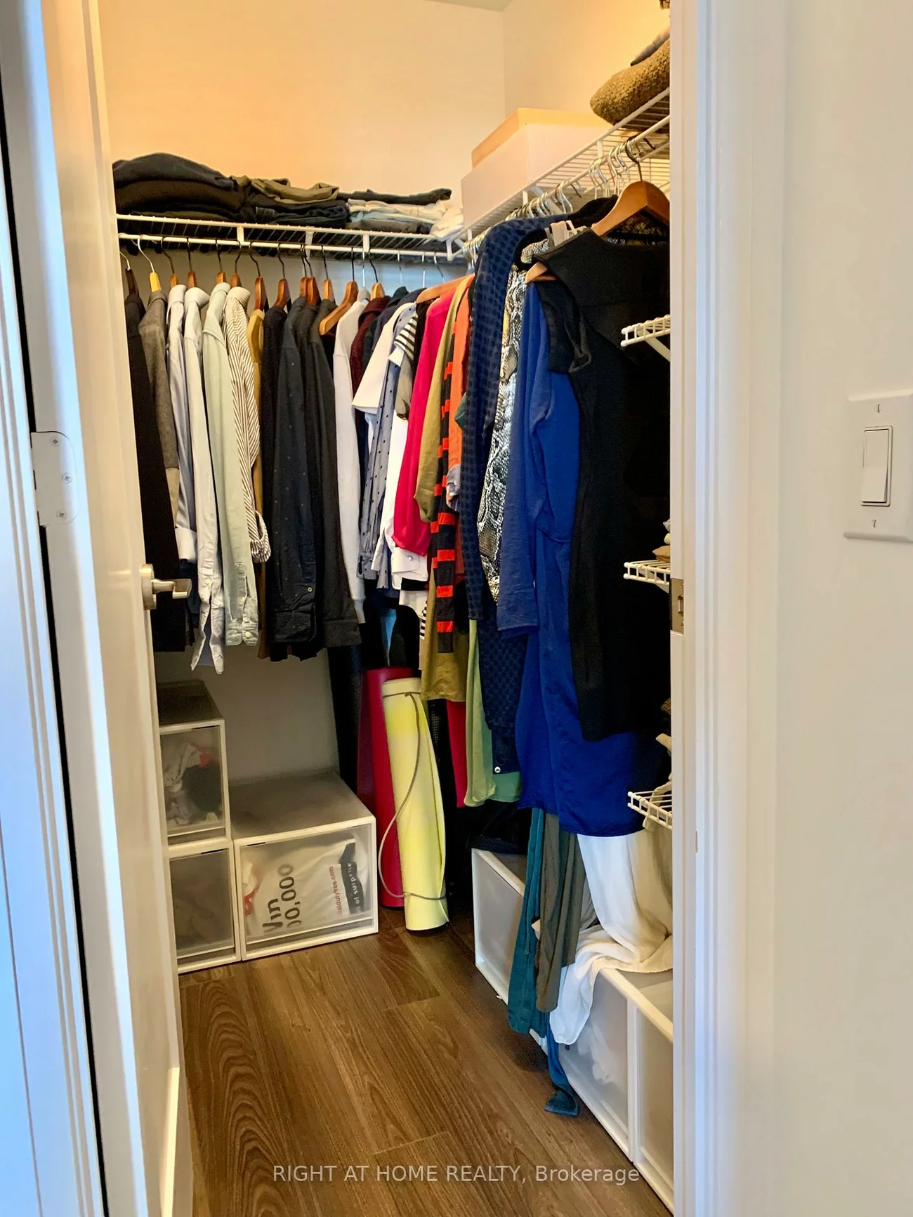 120, Harrison Garden, Willowdale East, Toronto