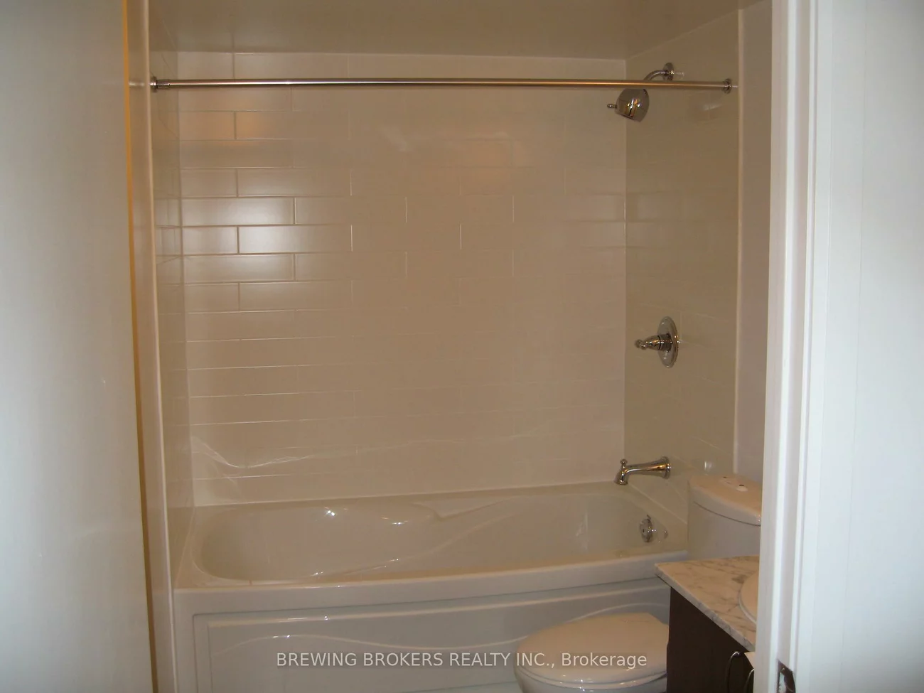 2191, Yonge, Mount Pleasant West, Toronto