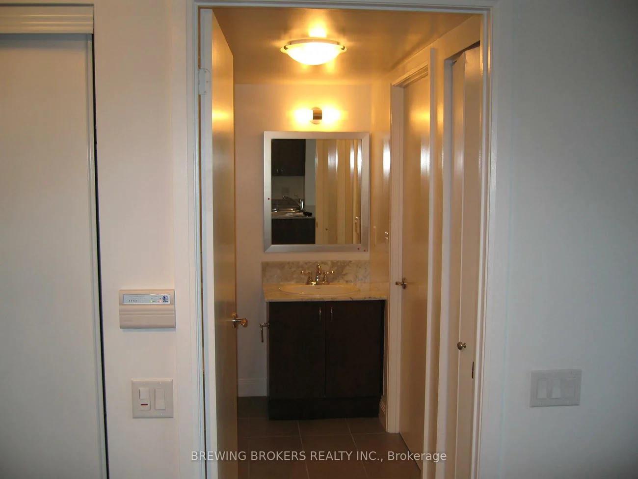 2191, Yonge, Mount Pleasant West, Toronto