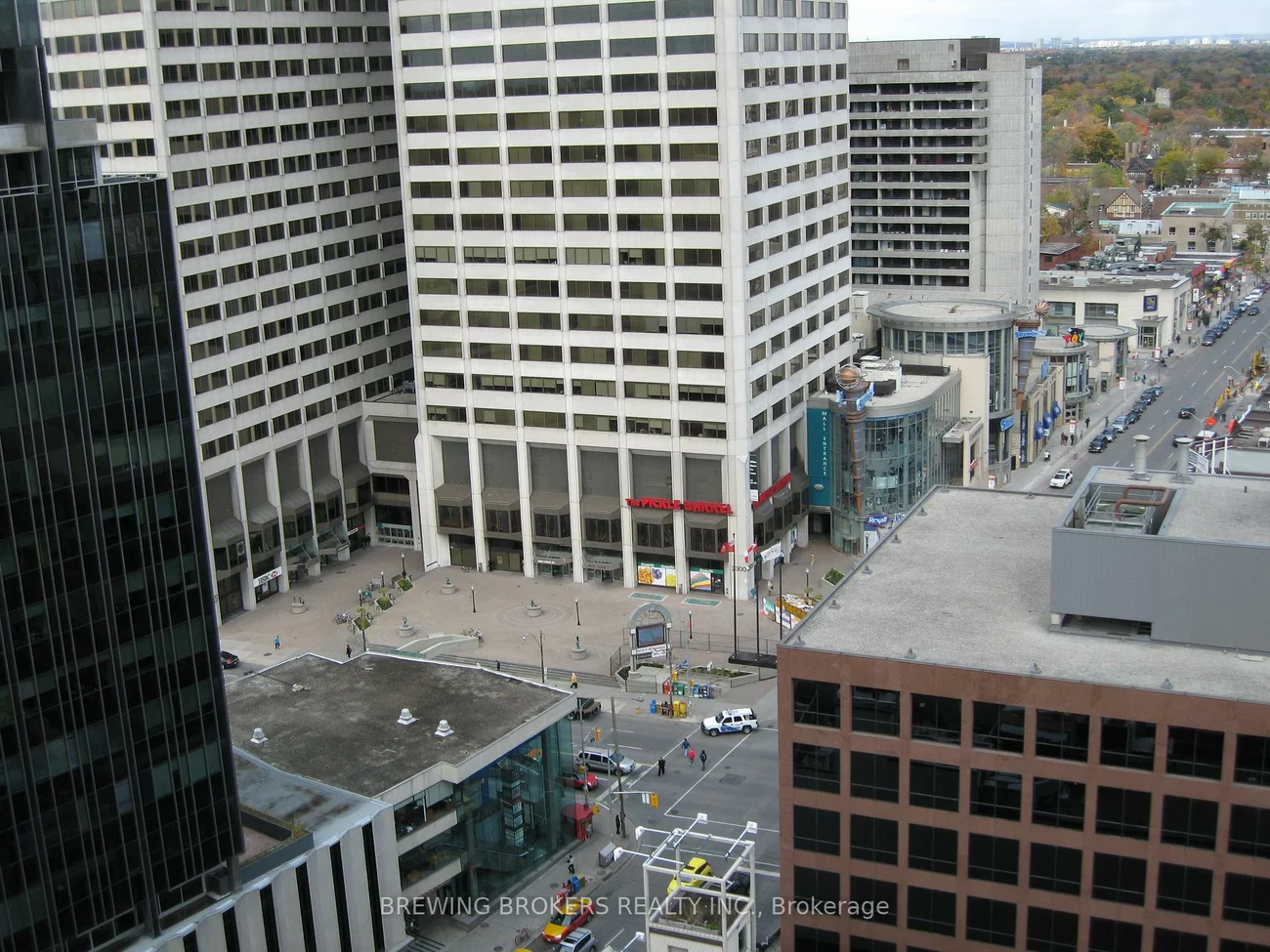 2191, Yonge, Mount Pleasant West, Toronto