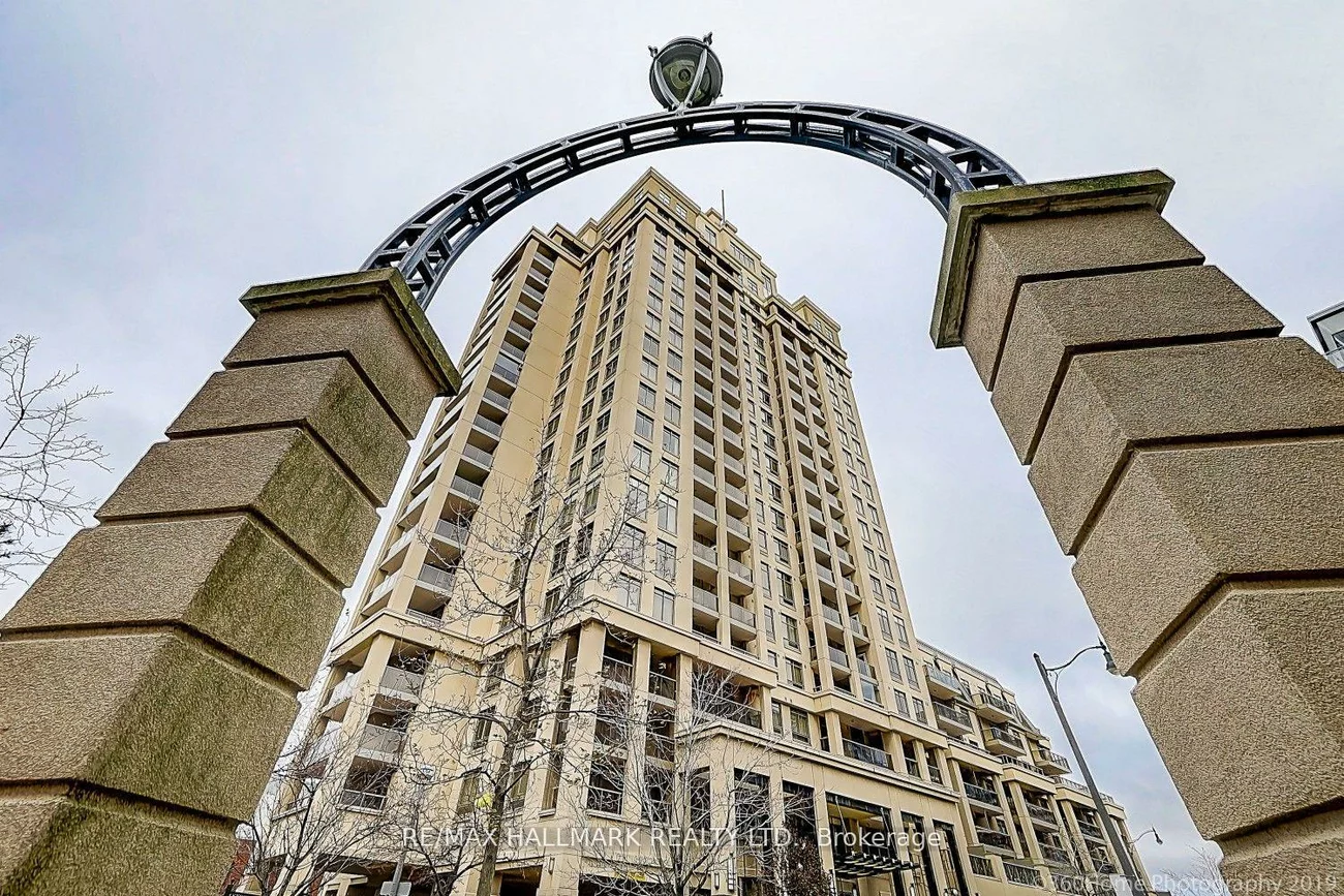 18, Kenaston, Bayview Village, Toronto