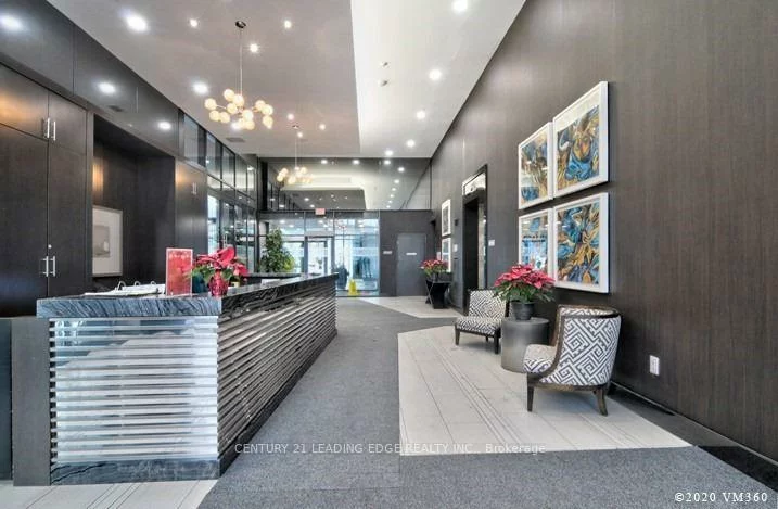 400, Adelaide, Moss Park, Toronto