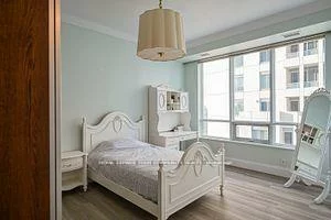 21, Balmuto, Bay Street Corridor, Toronto