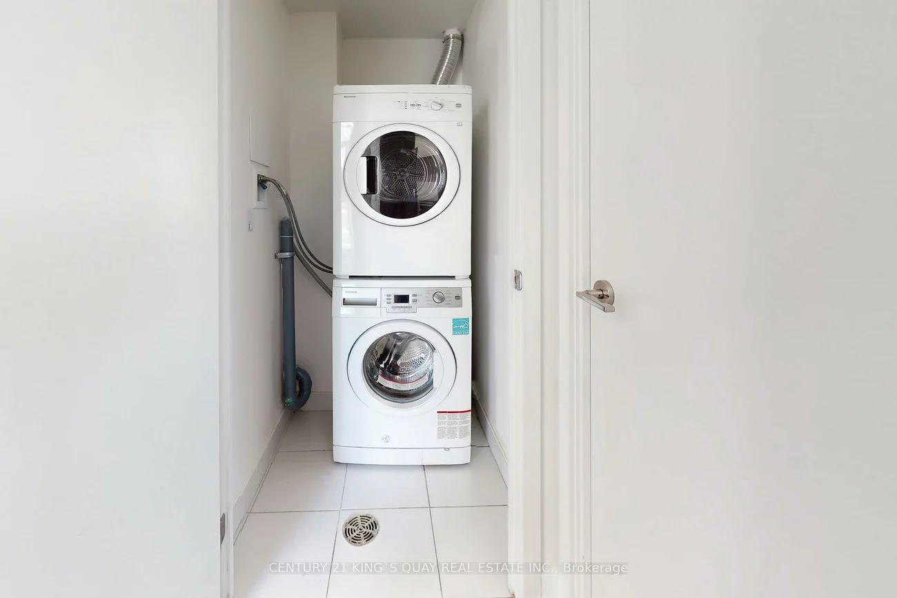 200, Sackville, Regent Park, Toronto