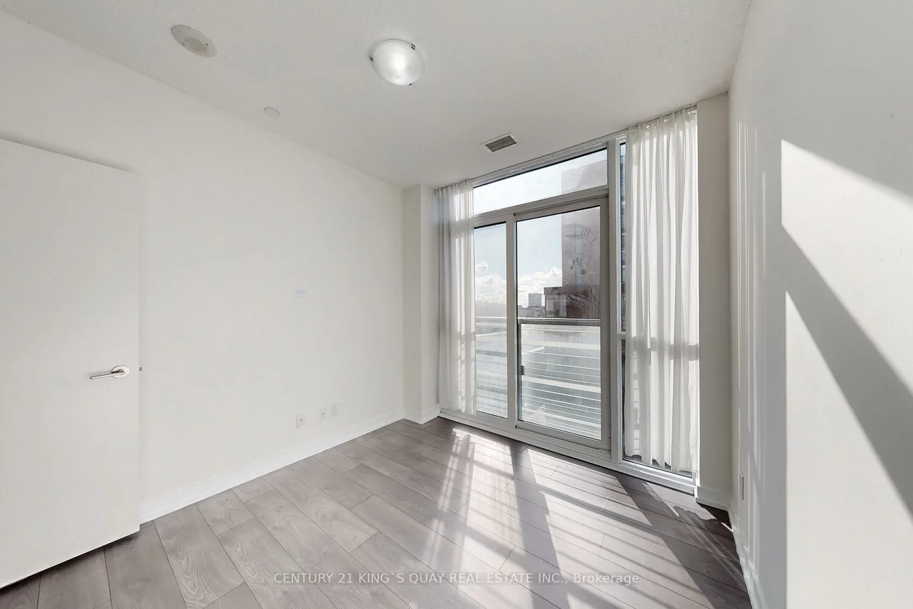 200, Sackville, Regent Park, Toronto