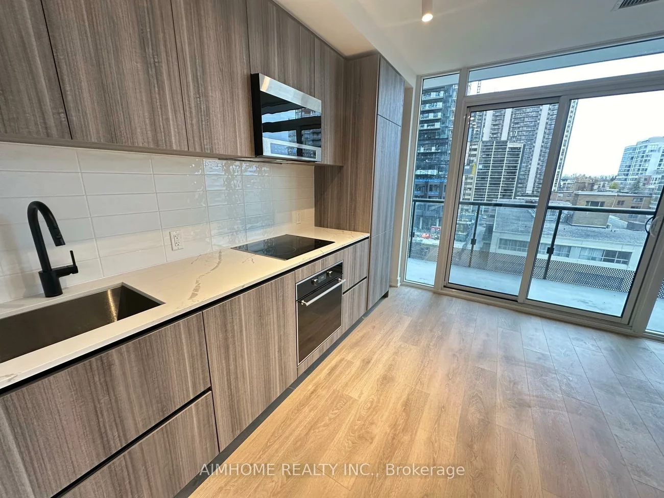 117, Broadway, Mount Pleasant East, Toronto