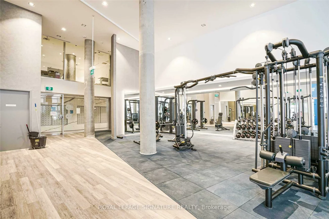 161, Roehampton, Mount Pleasant West, Toronto