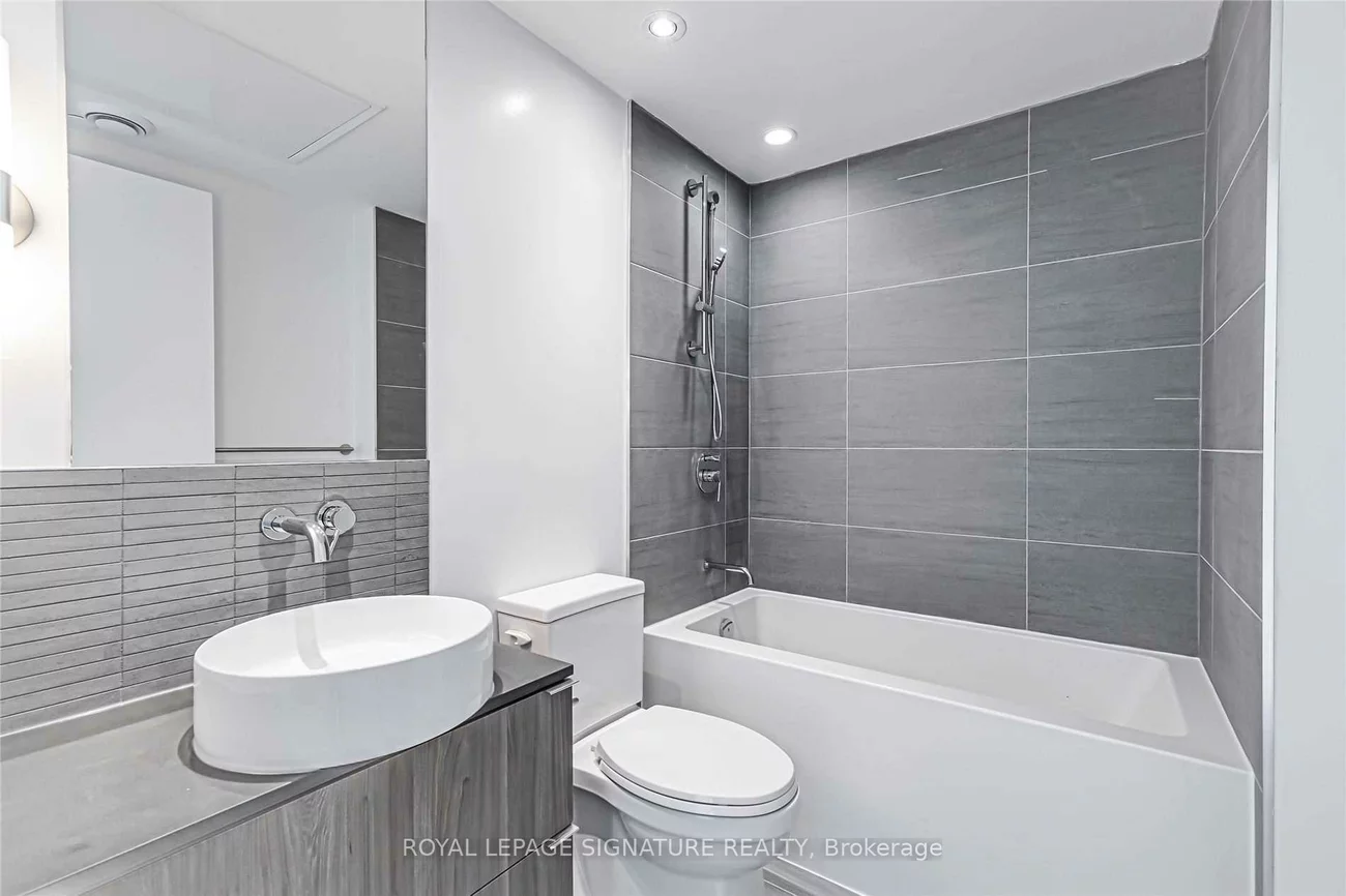 161, Roehampton, Mount Pleasant West, Toronto