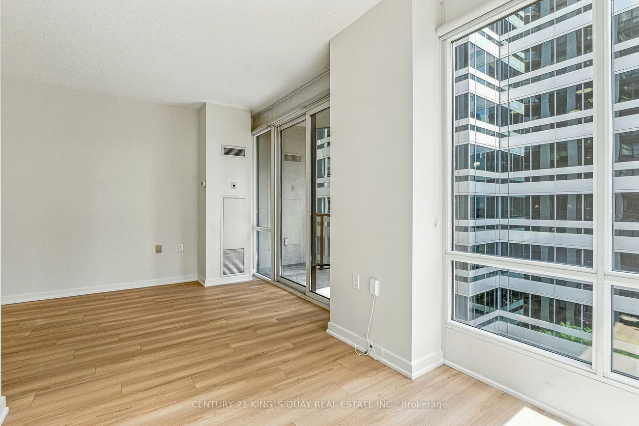 85, Bloor, Church-Yonge Corridor, Toronto
