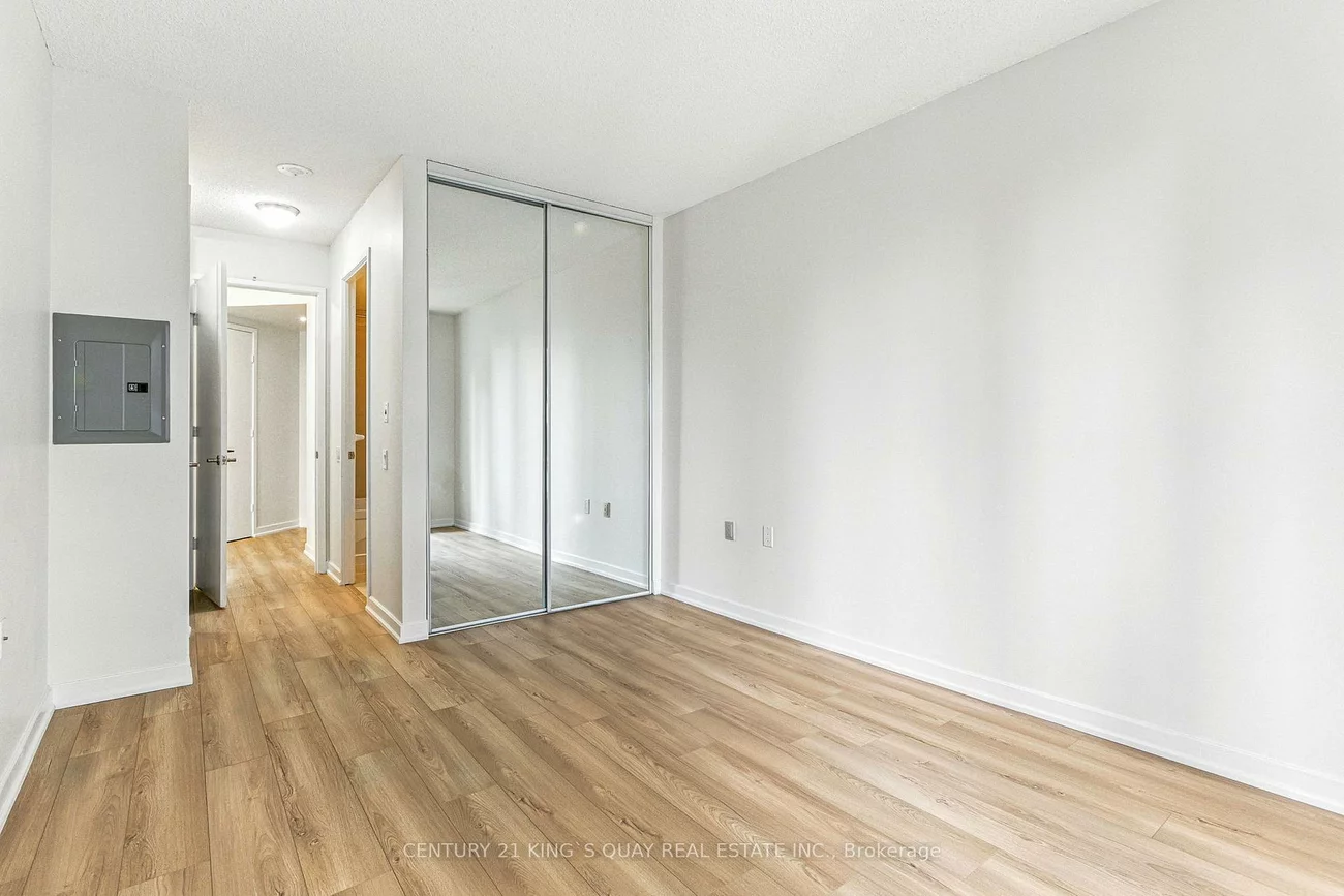 85, Bloor, Church-Yonge Corridor, Toronto