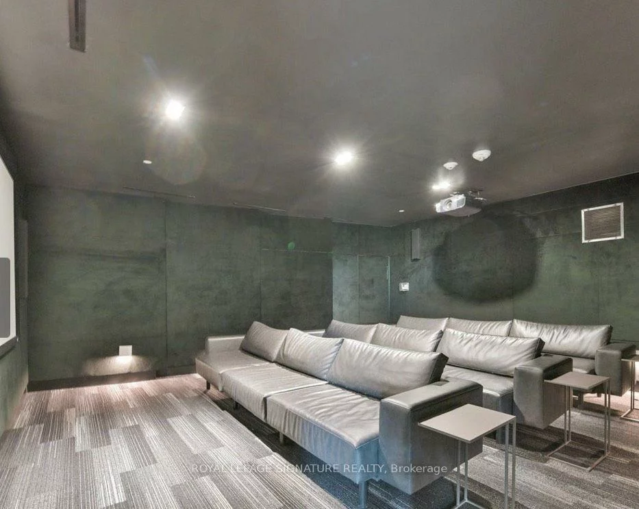 99, The Donway, Banbury-Don Mills, Toronto