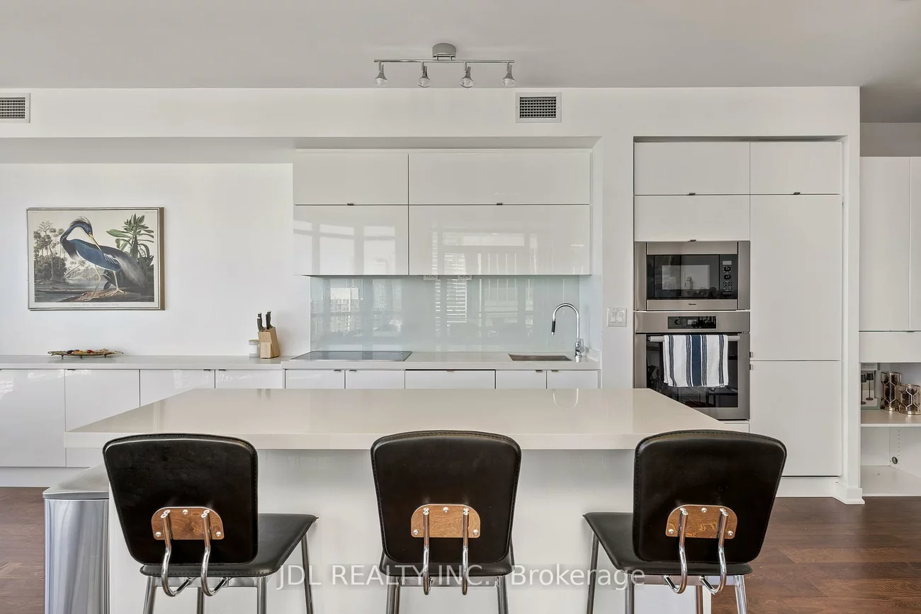 21, Iceboat, Waterfront Communities C1, Toronto