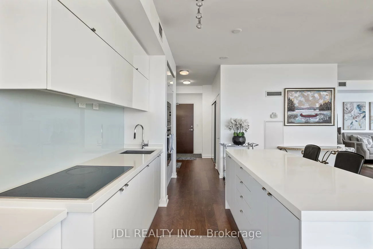 21, Iceboat, Waterfront Communities C1, Toronto