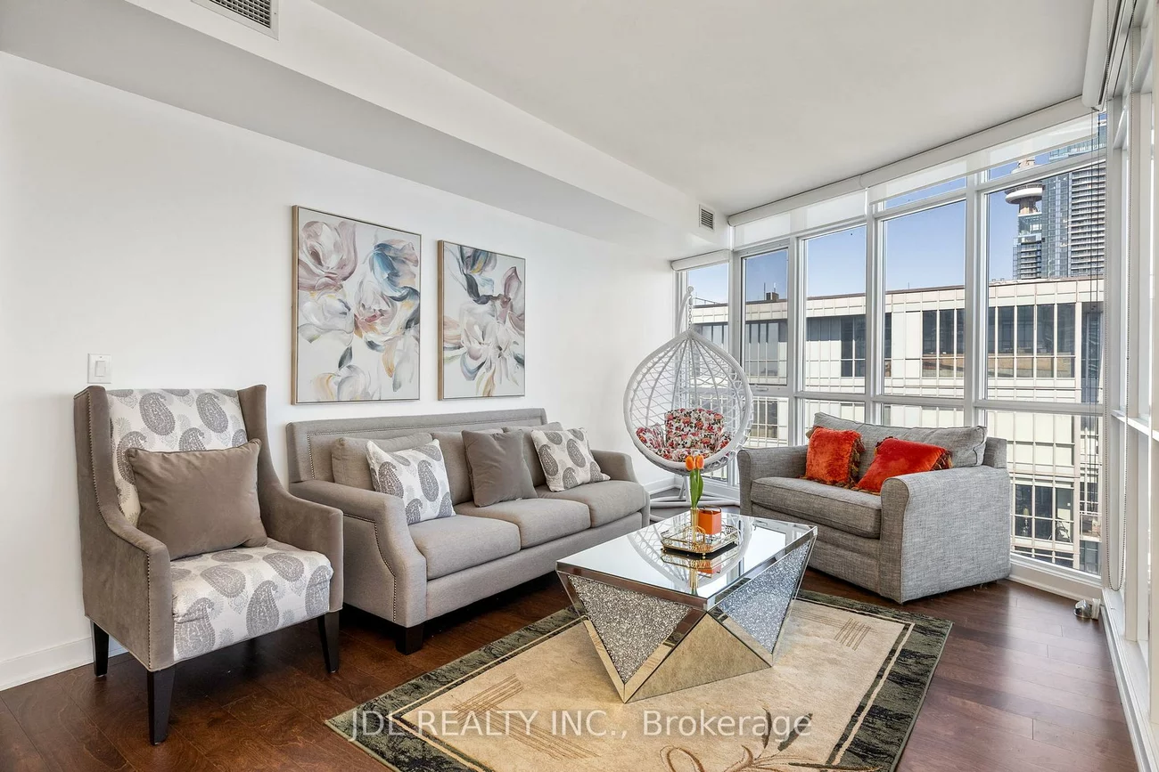 21, Iceboat, Waterfront Communities C1, Toronto