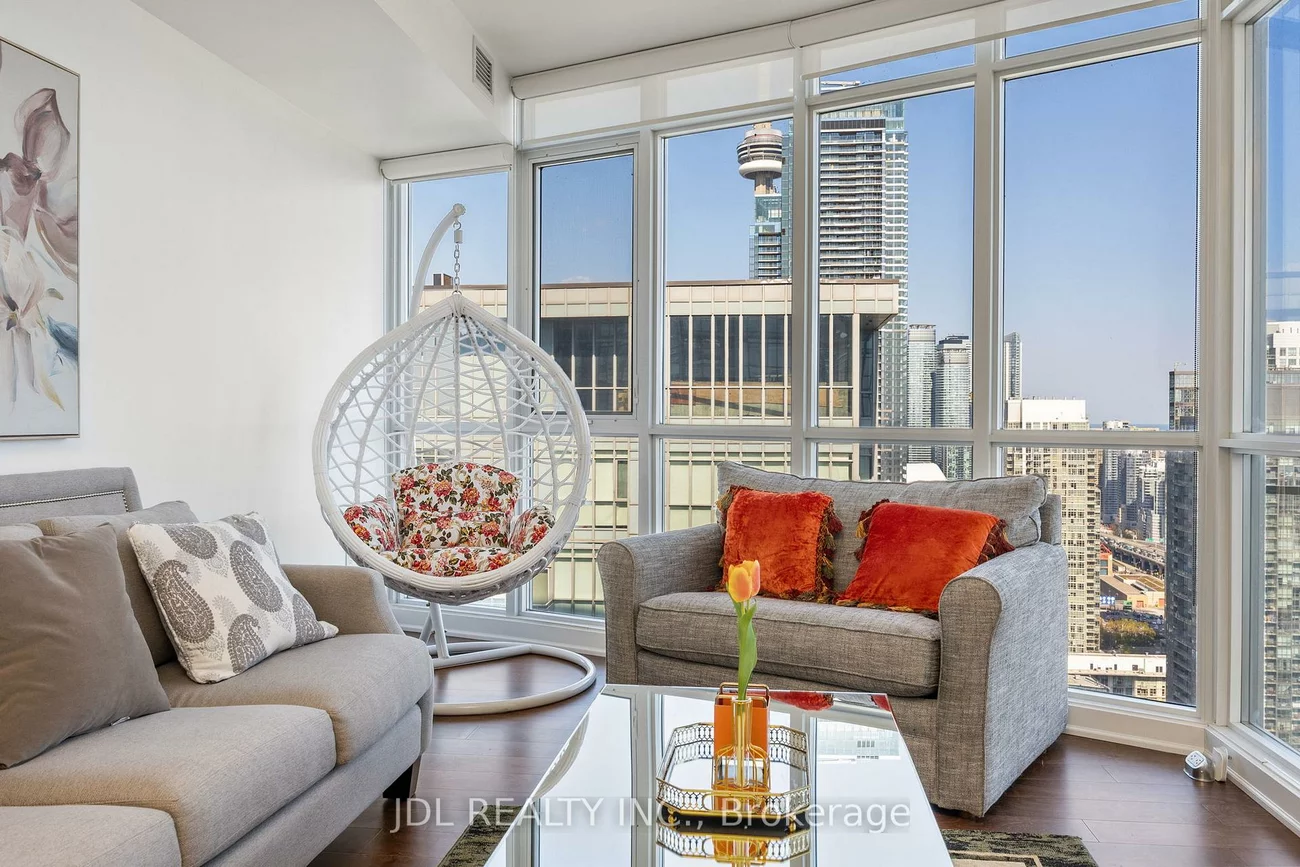 21, Iceboat, Waterfront Communities C1, Toronto