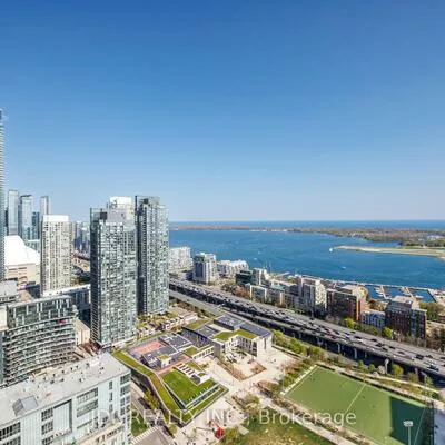 21, Iceboat, Waterfront Communities C1, Toronto
