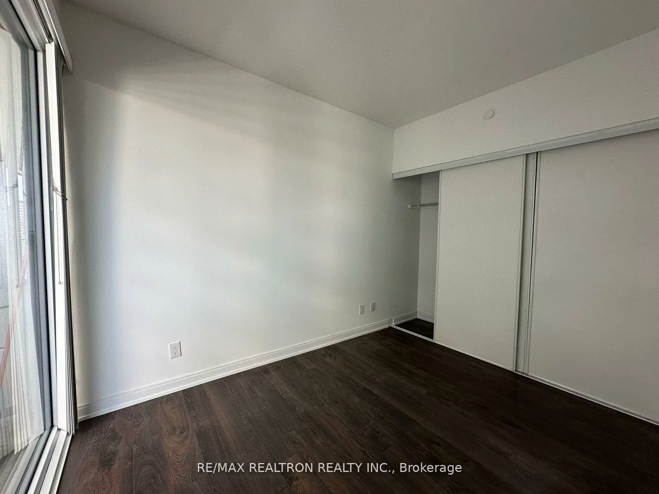 42, charles, Church-Yonge Corridor, Toronto