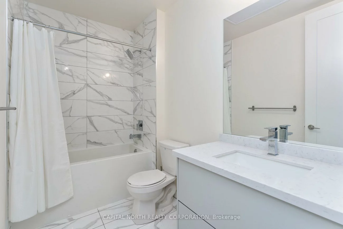 330, Richmond, Waterfront Communities C1, Toronto