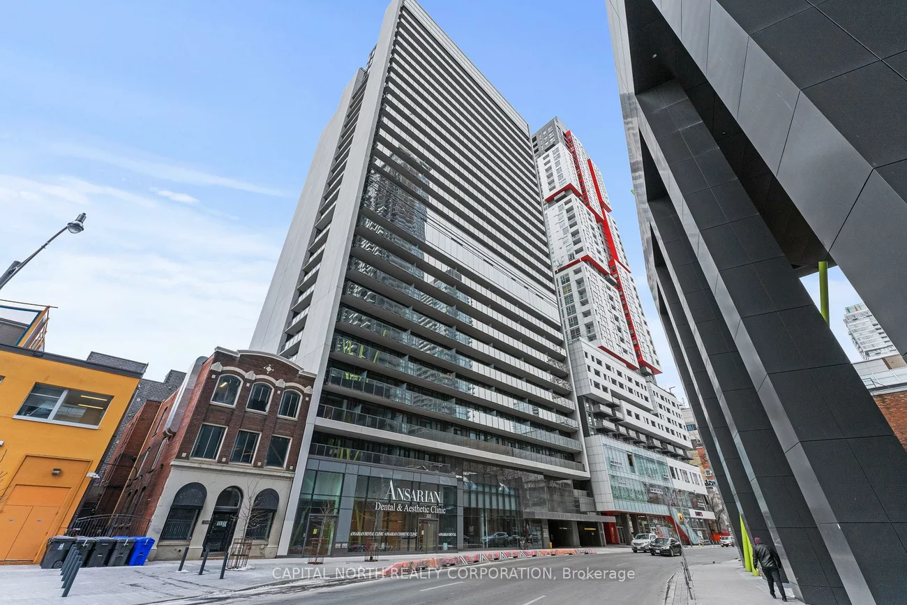 330, Richmond, Waterfront Communities C1, Toronto
