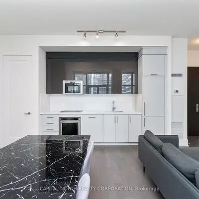 330, Richmond, Waterfront Communities C1, Toronto