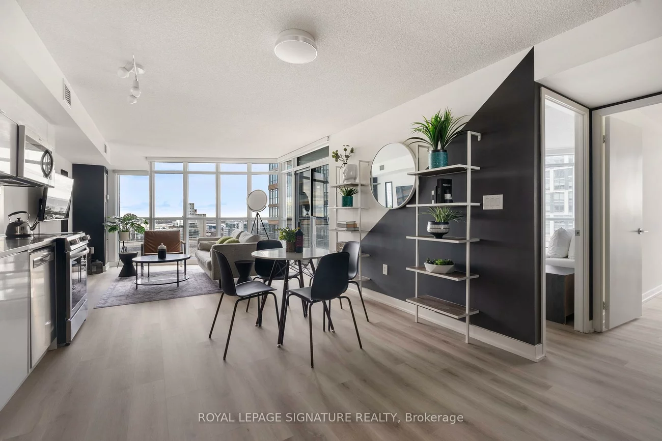 21, Iceboat, Waterfront Communities C1, Toronto