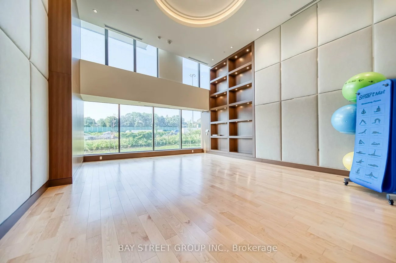 95, Mcmahon, Bayview Village, Toronto