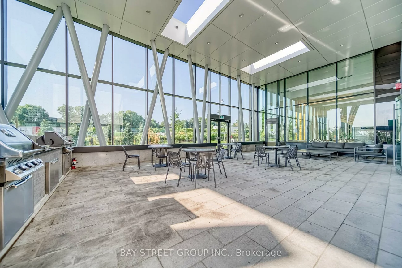 95, Mcmahon, Bayview Village, Toronto