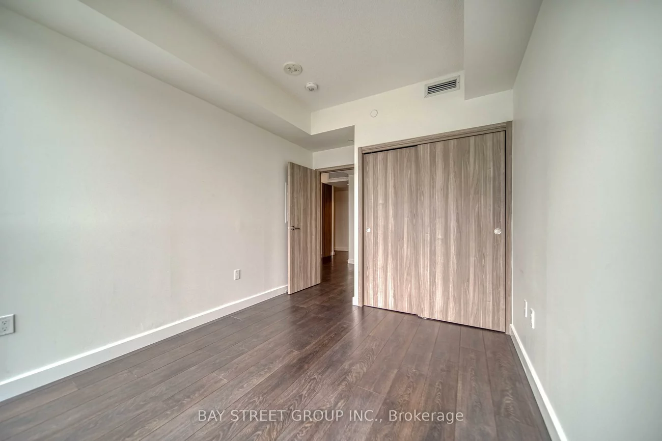 95, Mcmahon, Bayview Village, Toronto