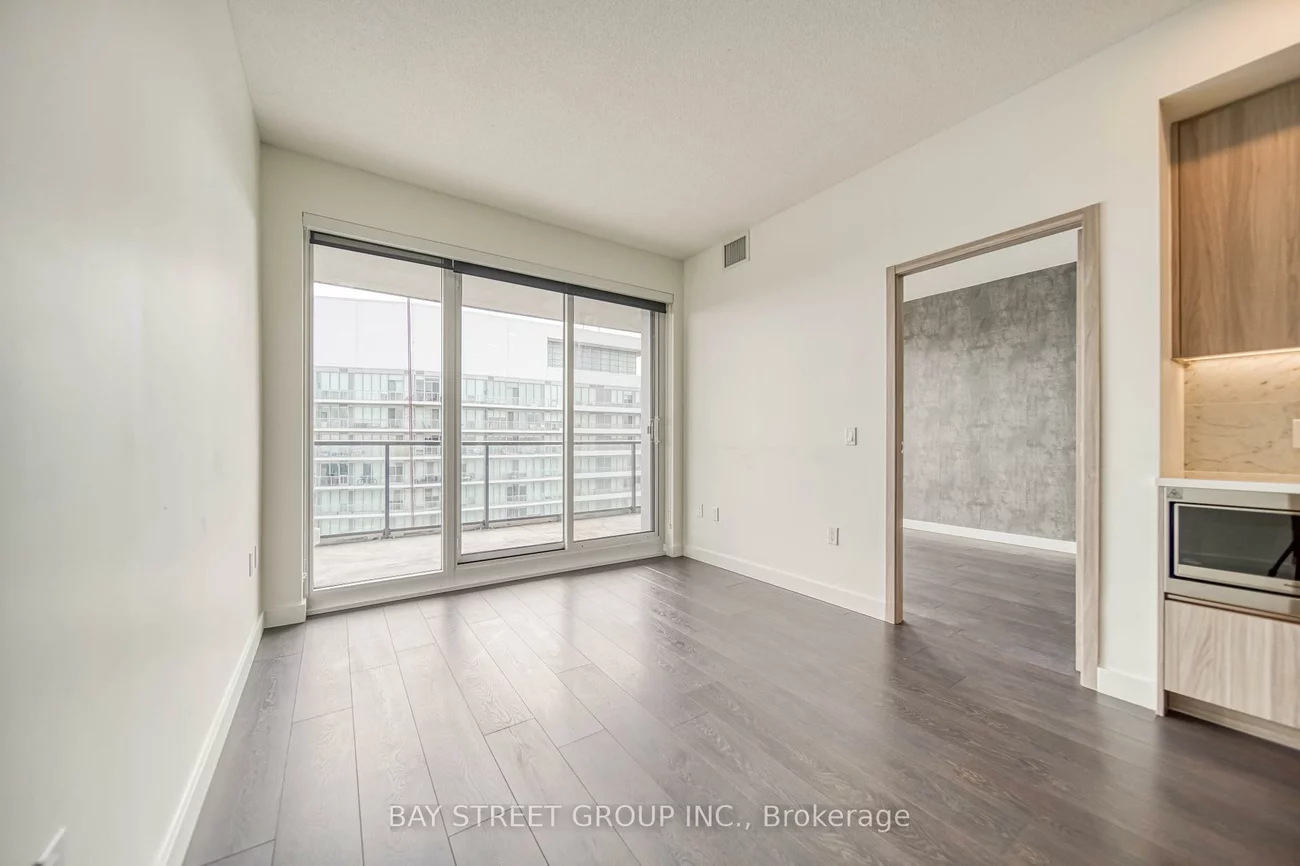 95, Mcmahon, Bayview Village, Toronto