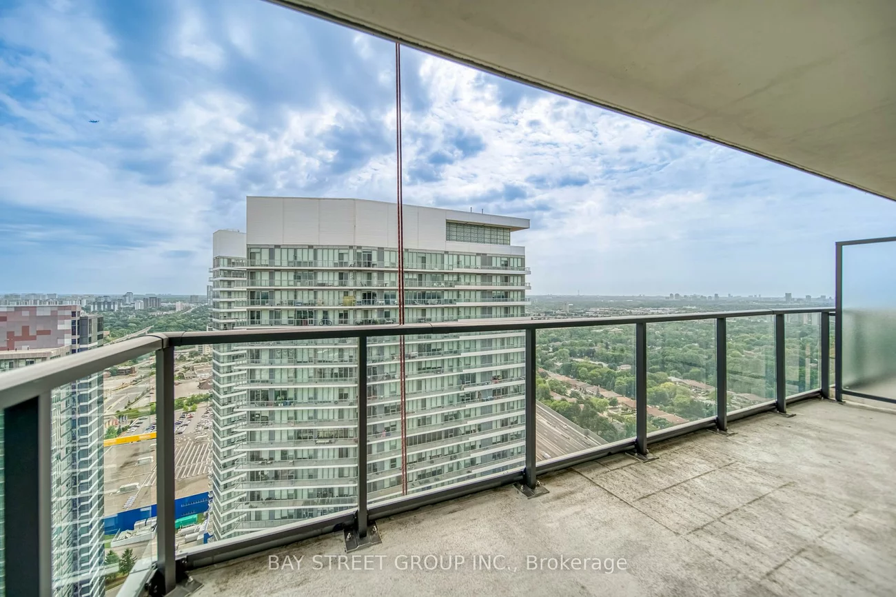 95, Mcmahon, Bayview Village, Toronto