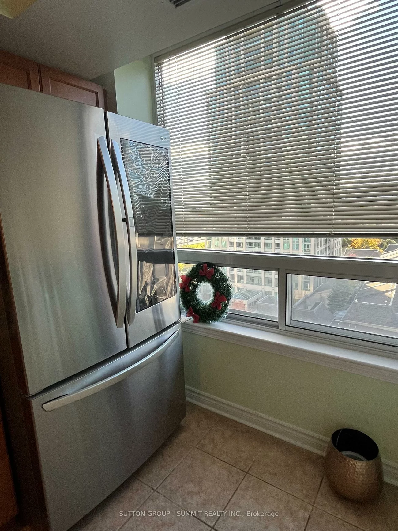 2, REAN, Bayview Village, Toronto