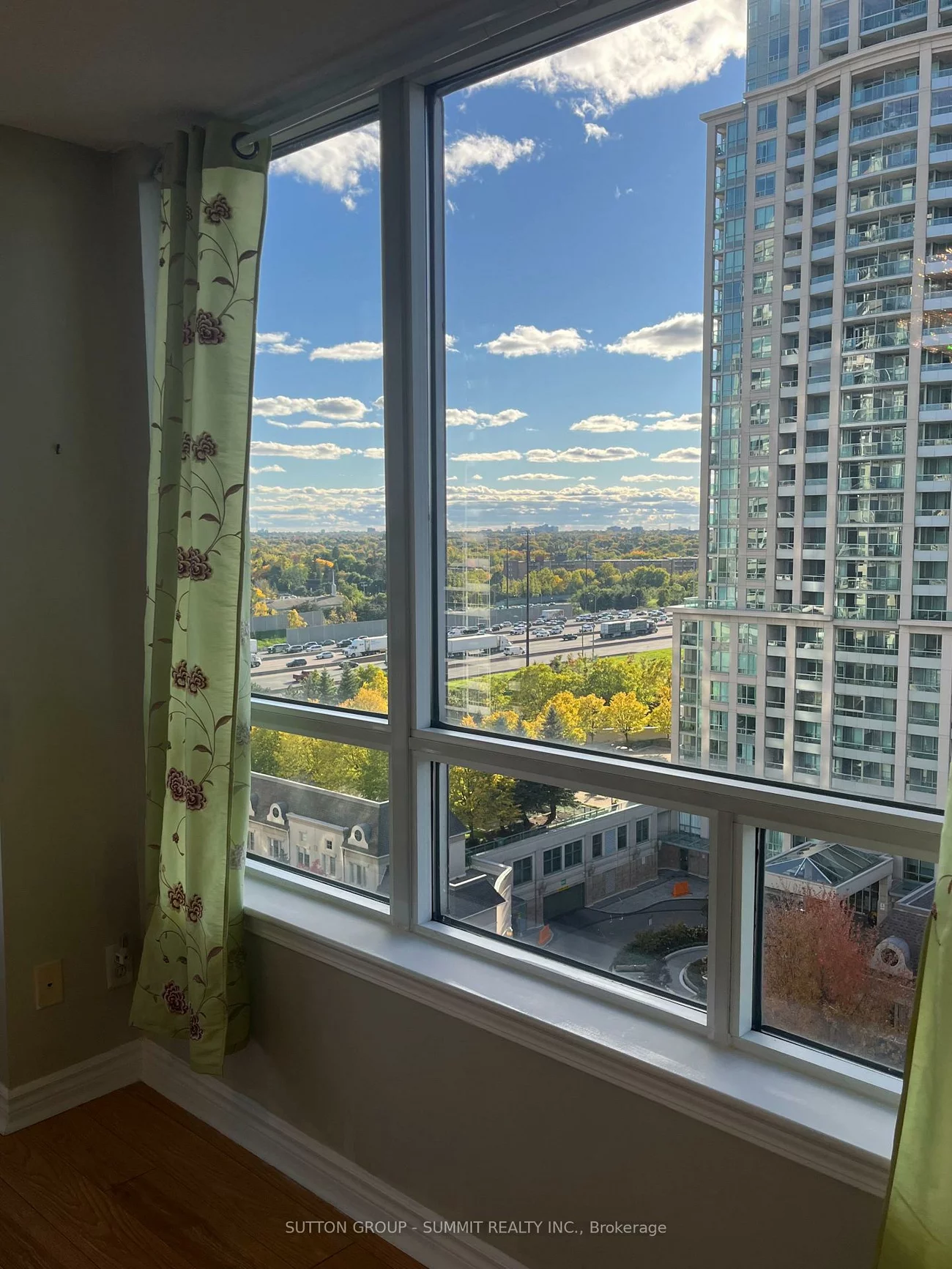 2, REAN, Bayview Village, Toronto