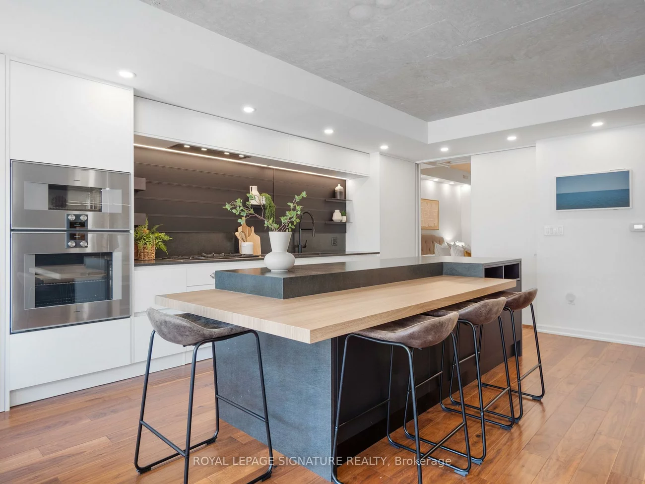 533, Richmond, Waterfront Communities C1, Toronto