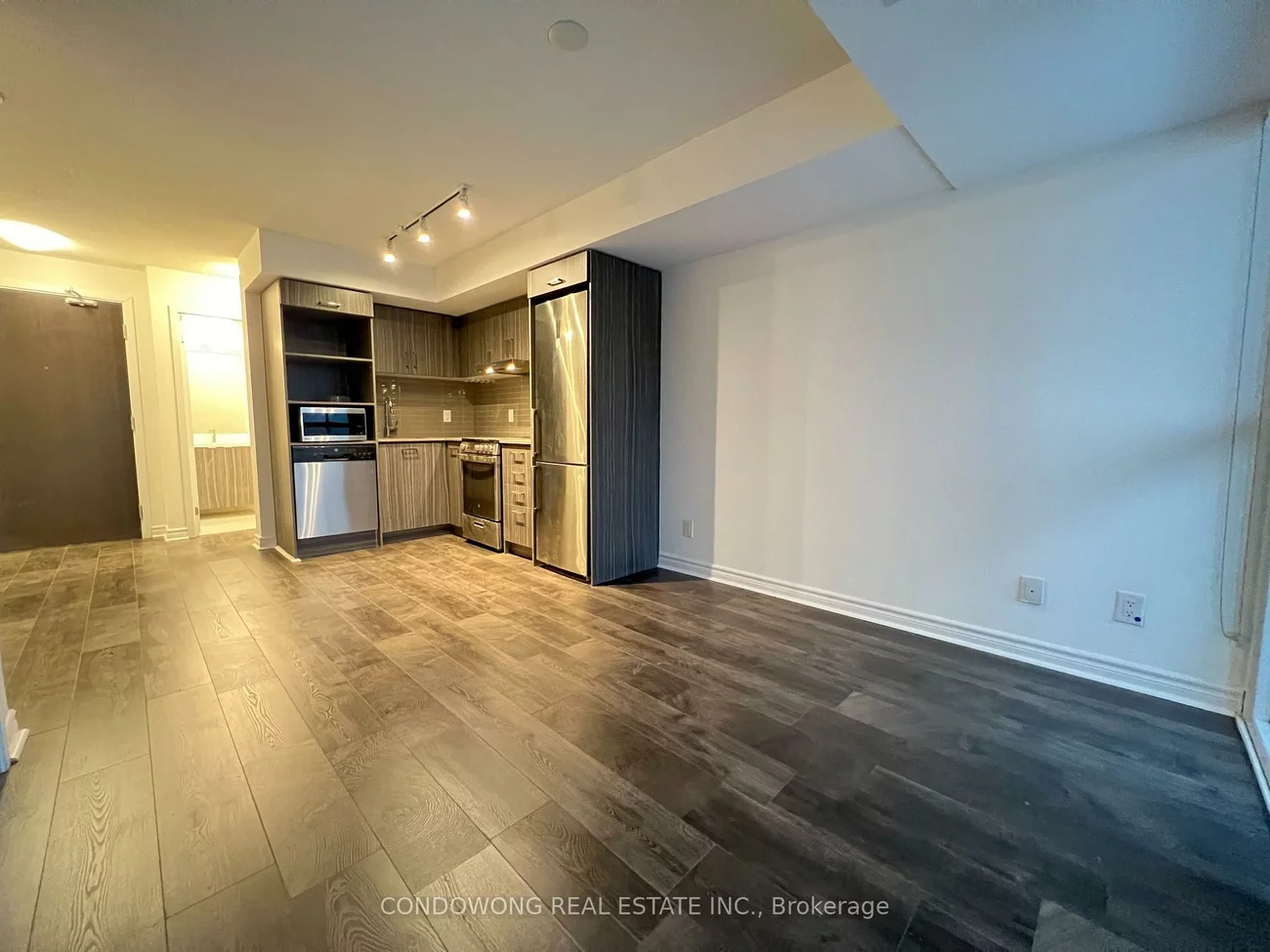 219, Dundas, Church-Yonge Corridor, Toronto