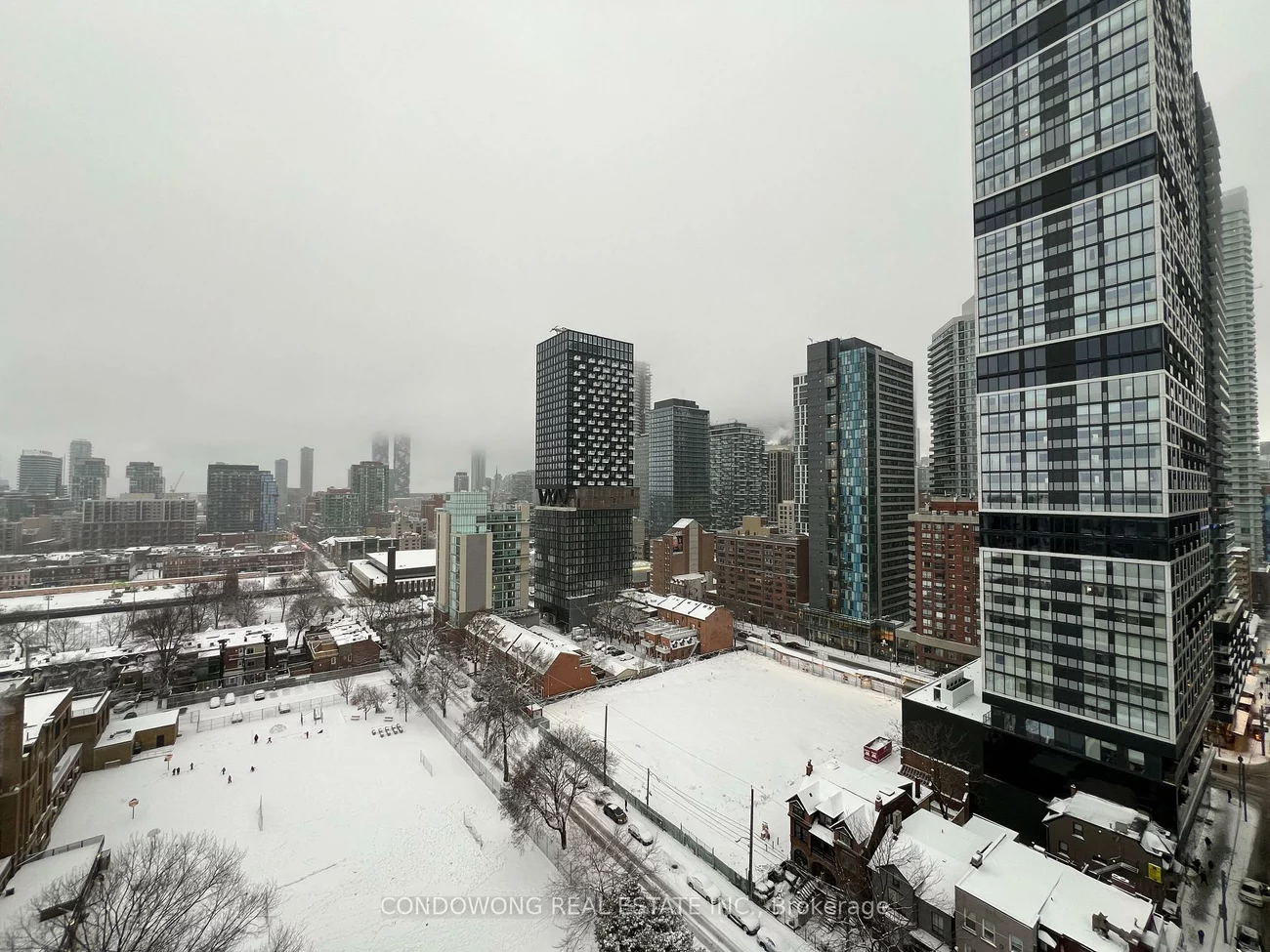 219, Dundas, Church-Yonge Corridor, Toronto