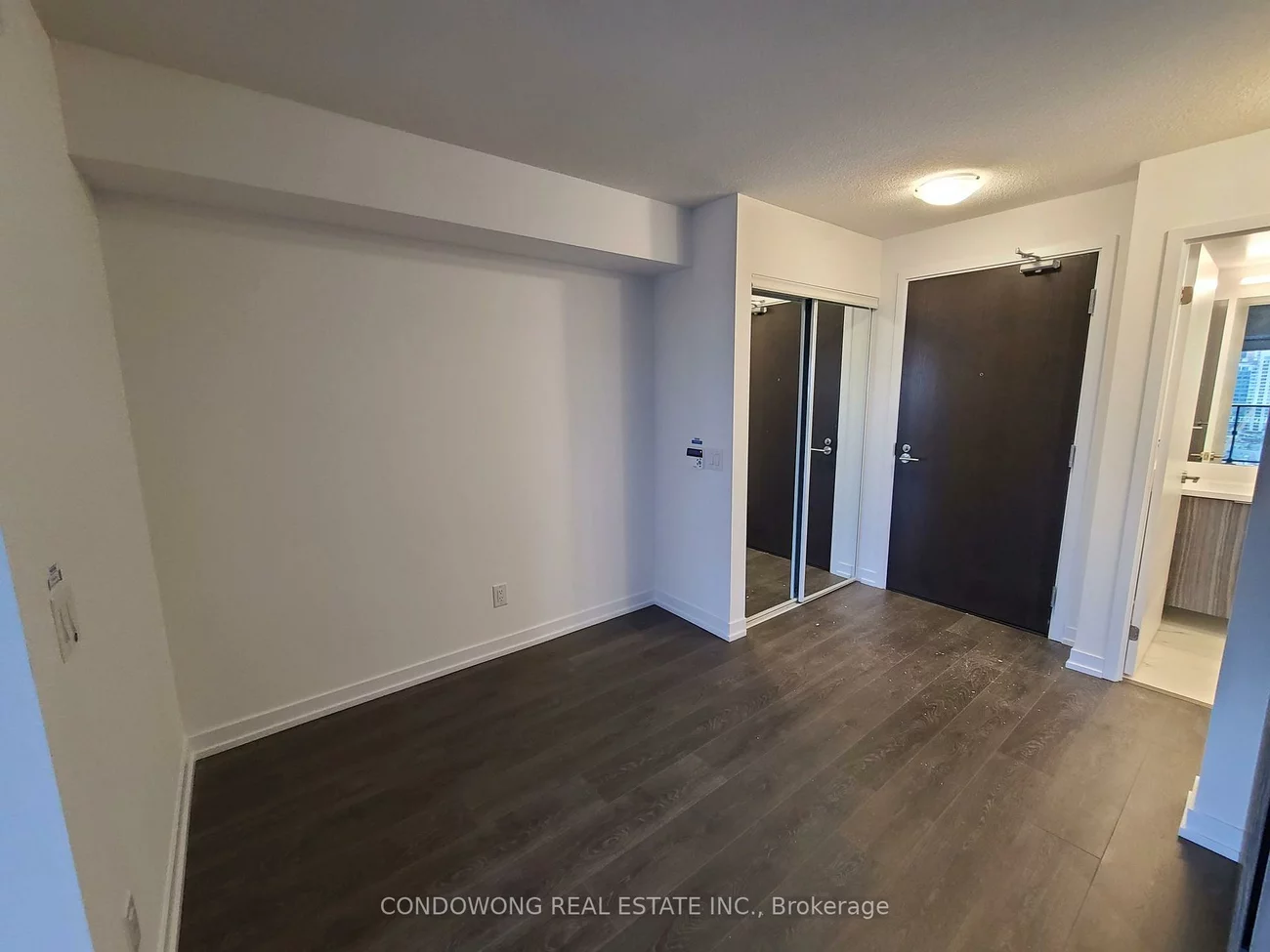 219, Dundas, Church-Yonge Corridor, Toronto