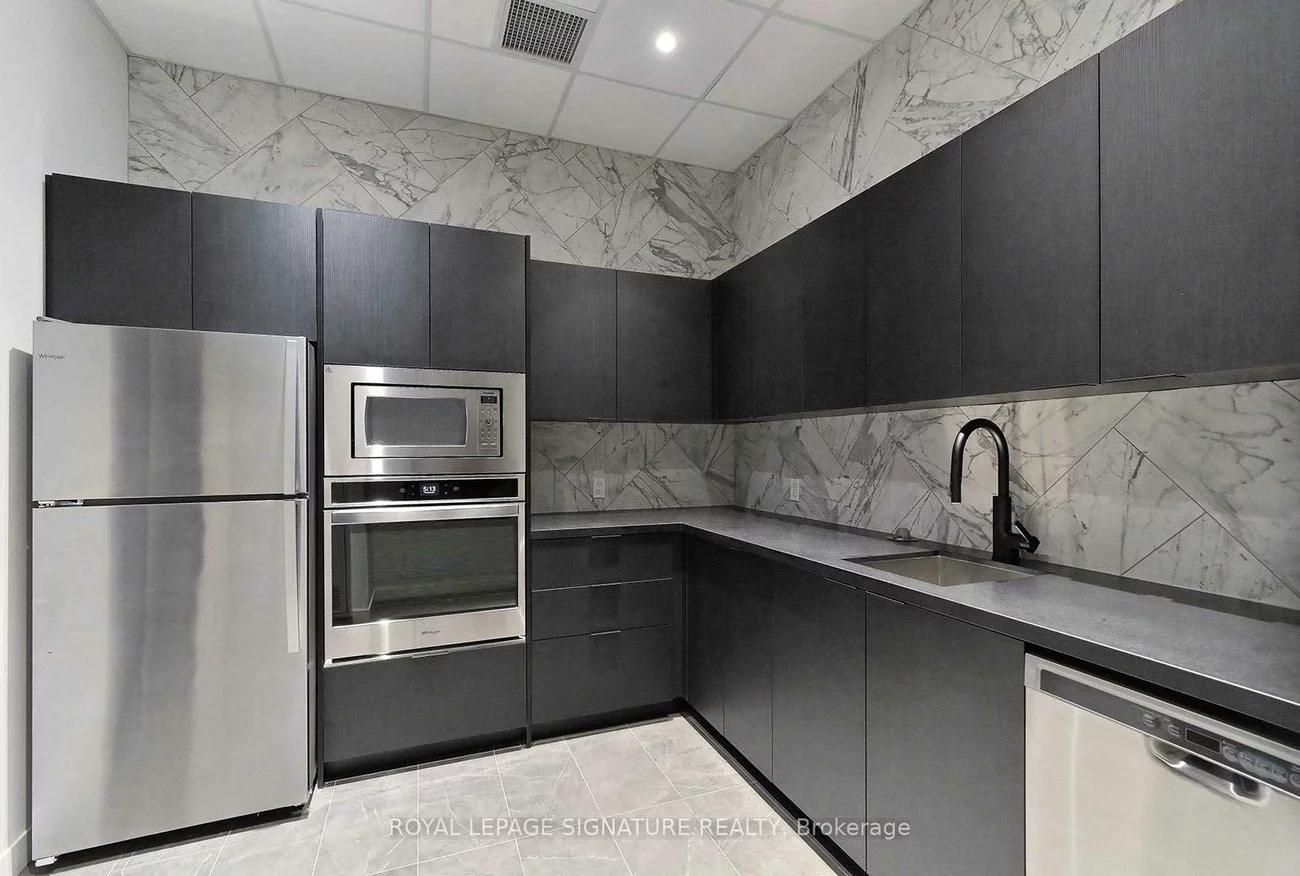 31, Tippett, Clanton Park, Toronto